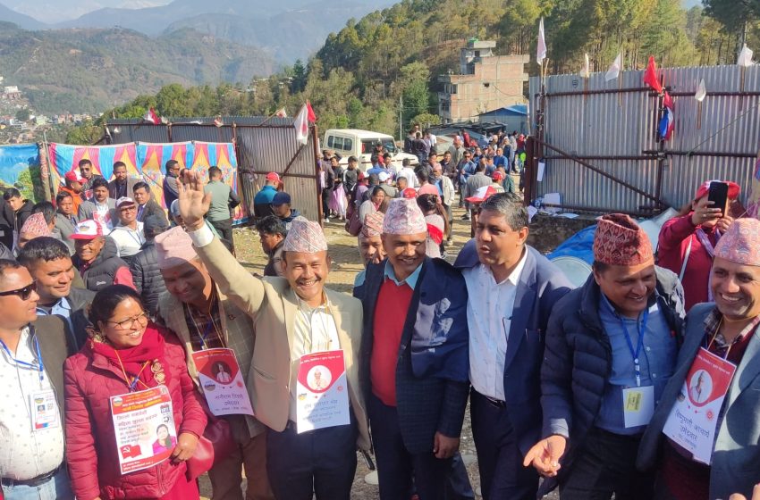  सिन्धु एमाले अध्यक्षमा होमनारायण श्रेष्ठ निर्वाचित