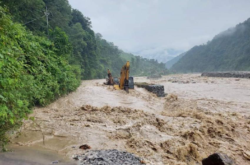  मेलम्ची खोलाले बगाउँदा युवतीकाे मृत्यु