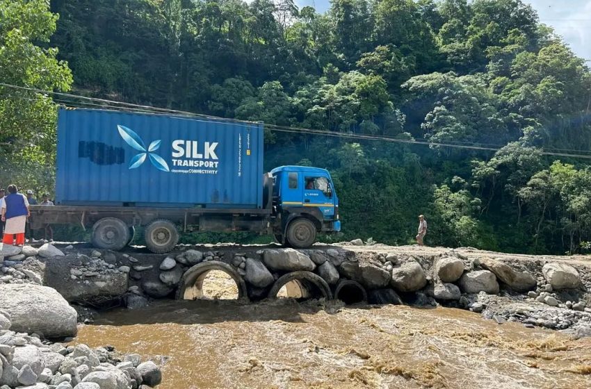  सडक सम्पर्कले जोडिए बाह्रविसे–तातोपानी