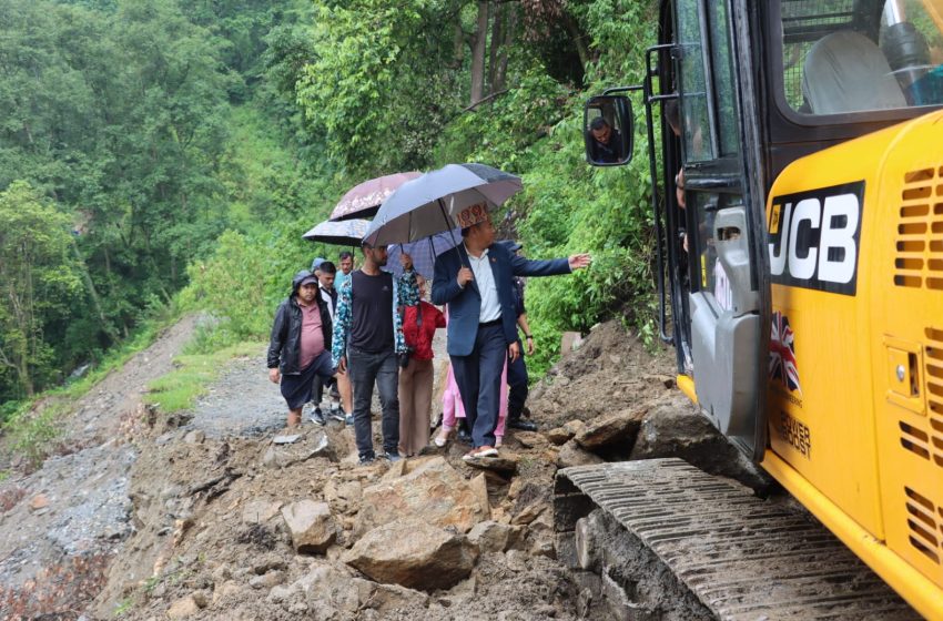  अवरुद्ध पाँचपोखरी जोड्ने सडक सुचारु हुँदै