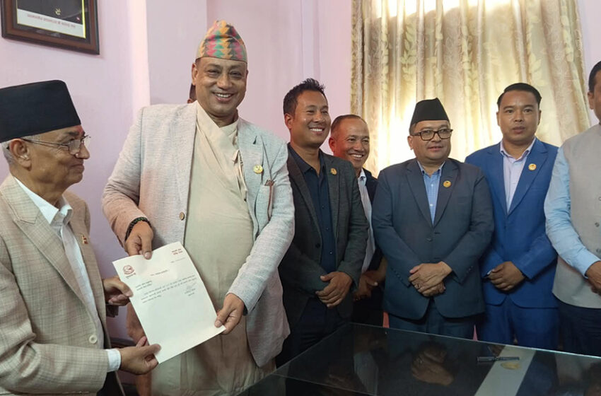  बागमतीका मुख्यमन्त्री बानियाँले दिए राजीनामा